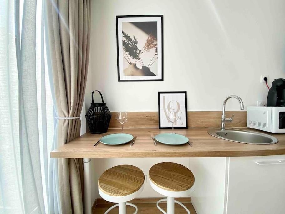 Studio Design Au Centre De Reims Ngoại thất bức ảnh