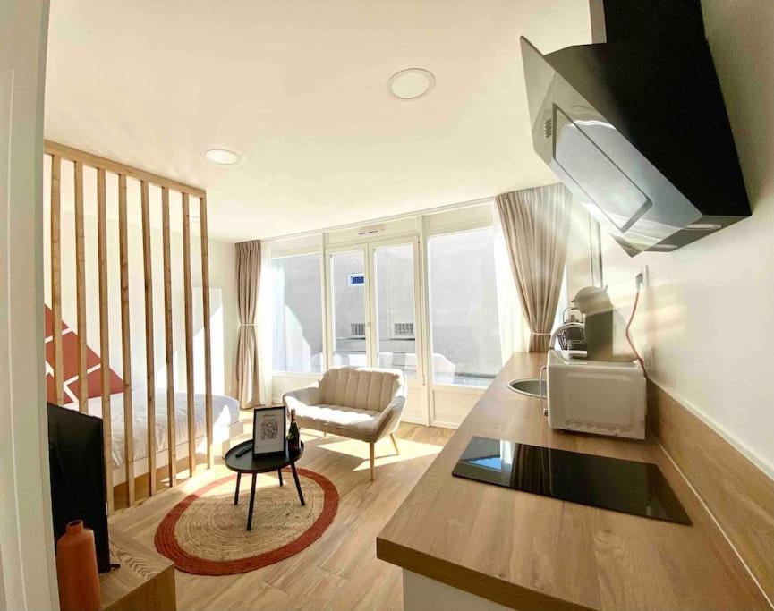 Studio Design Au Centre De Reims Ngoại thất bức ảnh