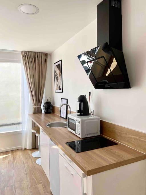 Studio Design Au Centre De Reims Ngoại thất bức ảnh