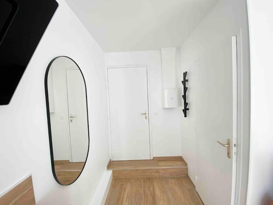 Studio Design Au Centre De Reims Ngoại thất bức ảnh